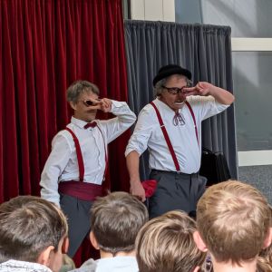 Clownshow (12)