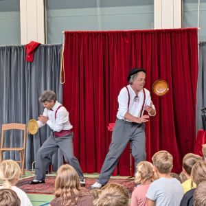 Clownshow (19)